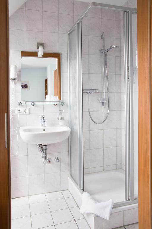 Gaestehaus Zur Kurve Zirndorf Δωμάτιο φωτογραφία