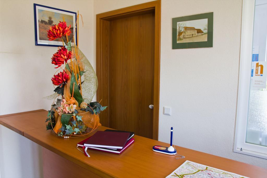 Gaestehaus Zur Kurve Zirndorf Εξωτερικό φωτογραφία